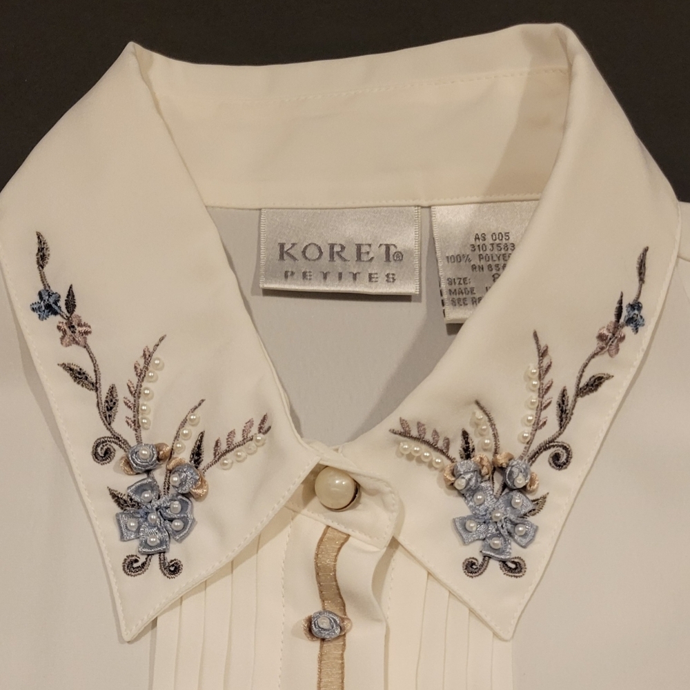 Koret Petite Size 8 White Blouse With Bead Detail
